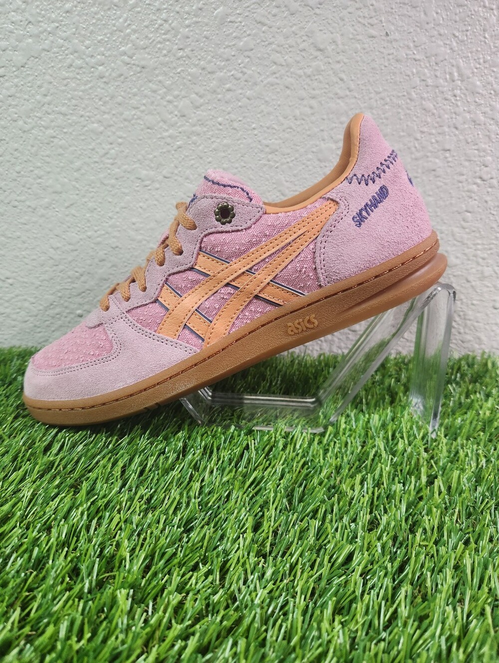 New! ASICS Skyhand Coneflower Terracotta 1203A767-700 Men Size 6 Women Size 7.5